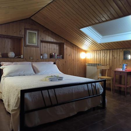La Casa Dei Nonni Villa กุบบีโอ ภายนอก รูปภาพ