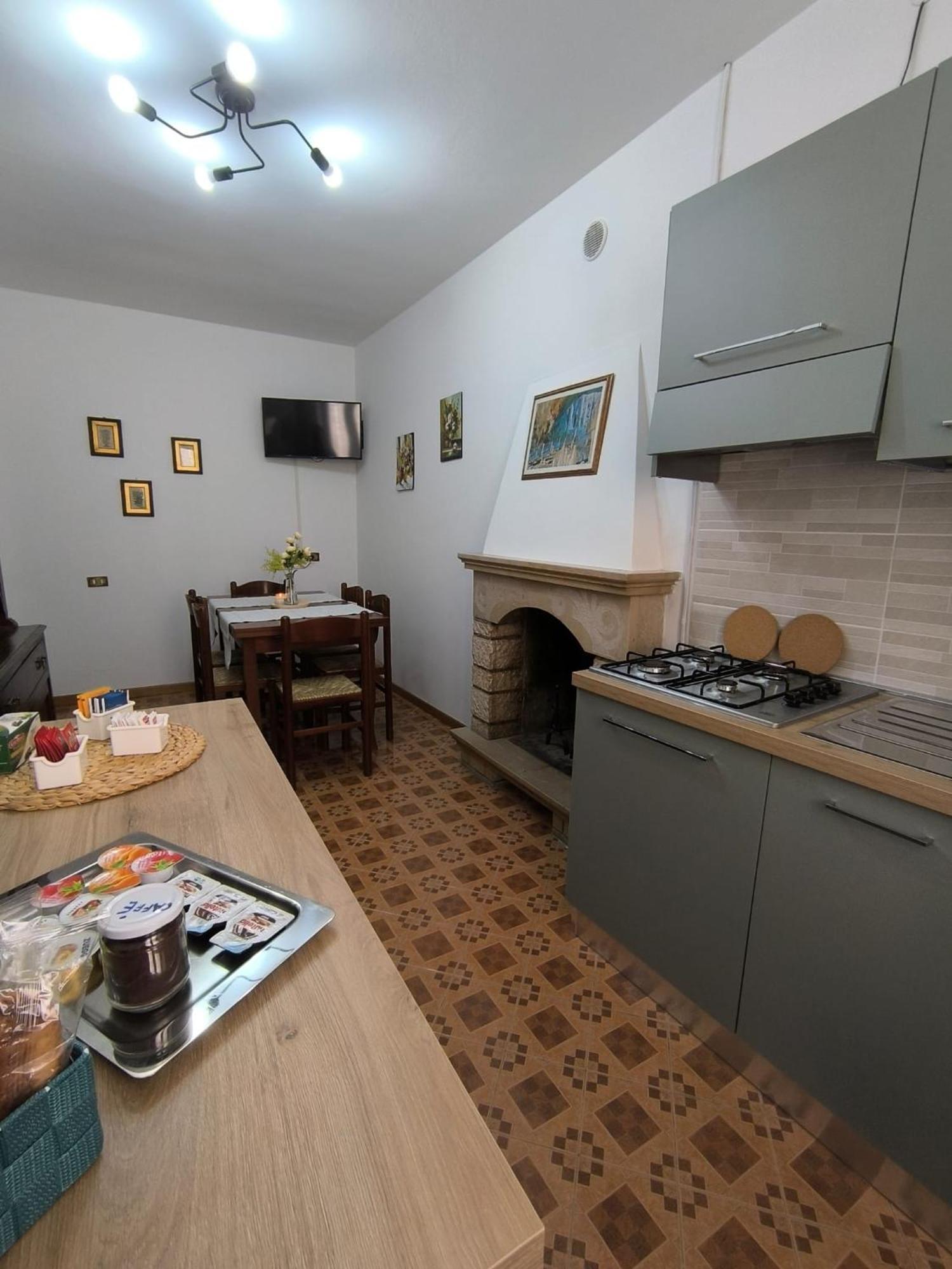 La Casa Dei Nonni Villa กุบบีโอ ภายนอก รูปภาพ
